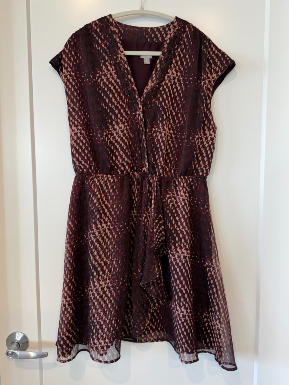 Converse One Star EUC Women's Burgundy Patterned Faux-Wrap Dress